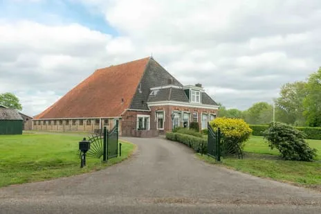 Vrijstaande woning te koop: Nijeleane 1, Het meer Heerenveen