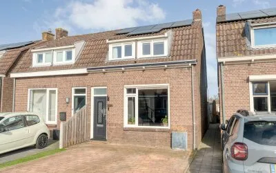 Twee-onder-één-kap te koop: Nijeveenseweg 72, Nieuwveenselanden Meppel