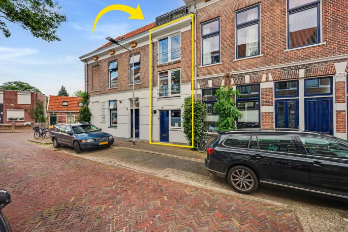 Tussenwoning te koop: Nijhoffstraat 3, St. Marten Arnhem