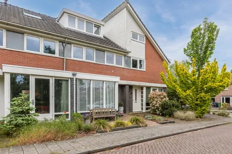 Tussenwoning te koop: Nijmeegse Kapelstraat 4, Hatertse Hei Nijmegen