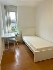 Kamer te huur: Nijmegenweg, Stedenwijk Midden-oost Almere
