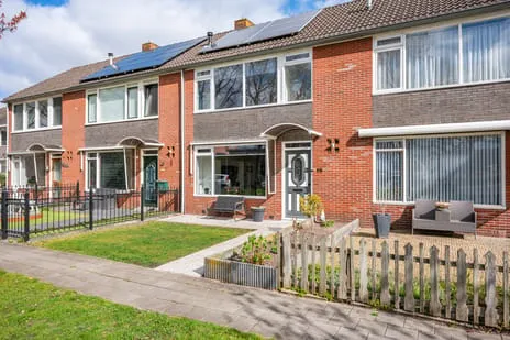 Tussenwoning te koop: Nijveenlaan 10, Wildervank Wildervank
