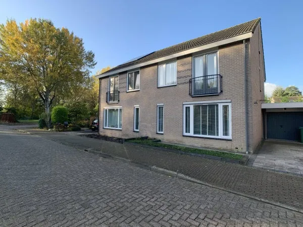 Woning te huur: Nijvergouw, Bosgouw, Brongouw en Nijvergouw Almere
