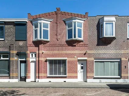 Tussenwoning te koop: Nijverstraat 140, Theresia Oost Tilburg