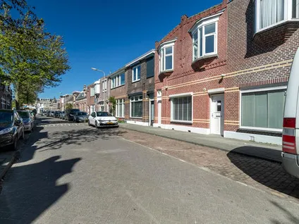 Tussenwoning te koop: Nijverstraat 140, Theresia Oost Tilburg