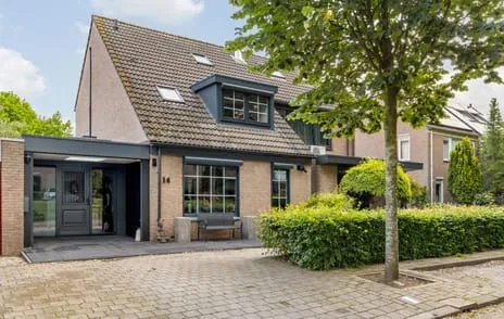 Hoekwoning te koop: Niklaasberg 14, Muizenberg Breda