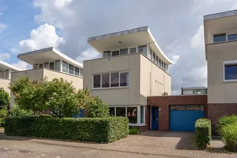 Terraced house for sale: Nistelrodestraat 36, De Kievit Zuid-Oost Tilburg