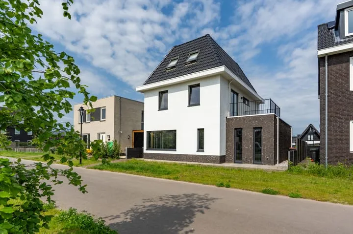 Vrijstaande woning te koop: Nobellaan 45, Nobelhorst Oost Almere