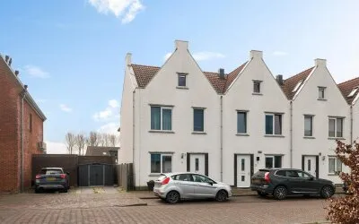 Hoekwoning te koop: Nobelstraat 5, Almere