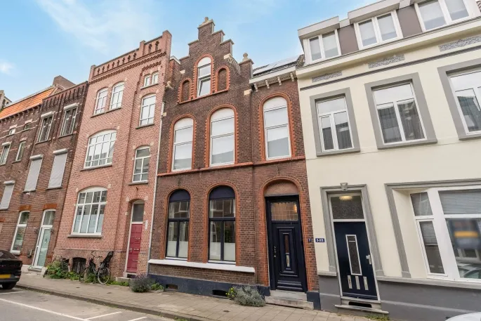 Tussenwoning te koop: Noord Binnensingel 7, Binnenstad-Noord Venlo