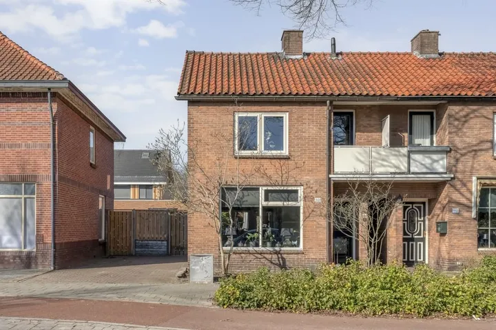 Hoekwoning te koop: Noord Esmarkerrondweg 444, Enschede