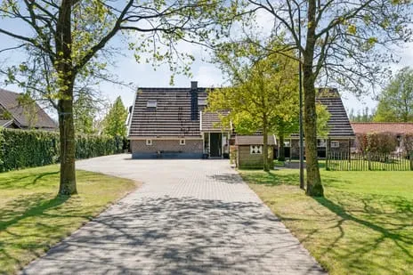 Vrijstaande woning te koop: Noord Oosterweg 1, Verspreide huizen Loozen Loozen