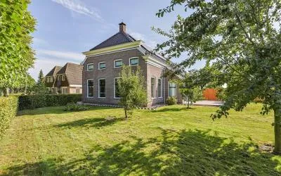 Appartement te huur: Noordbroeksterstraat 107A, Sappemeer