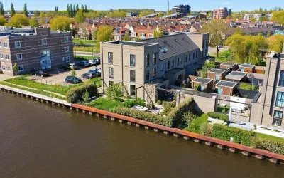 Hoekwoning te koop: Noorddijk 1, Wormerveer Noord Wormerveer