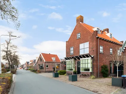 Vrijstaande woning te koop: Noordeinde 77A, Roelofarendsveen Roelofarendsveen