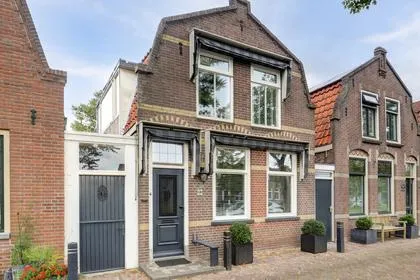 Twee-onder-één-kap te koop: Noorder Boerenvaart 60, Centrum Noord-West Enkhuizen