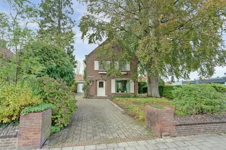 Vrijstaande woning te koop: Noorder Parallelweg 51, Centrum Waalwijk