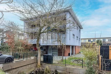 Twee-onder-één-kap te koop: Noorderakerweg 126, De Aker-West Amsterdam