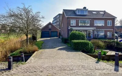 Twee-onder-één-kap te koop: Noorderakerweg 221, De Aker-West Amsterdam