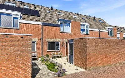 Tussenwoning te koop: Noorderbaan 82, West-Souburg Vlissingen