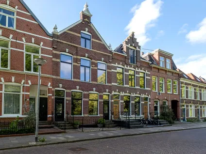 Tussenwoning te koop: Noorderbuitensingel 29, Noorderplantsoenbuurt Groningen