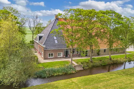 Vrijstaande woning te koop: Noordereind 19, Verspreide huizen Lollum Lollum