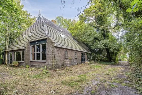 Vrijstaande woning te koop: Noorderend 22, Suwâld