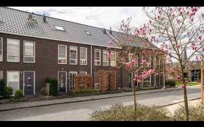 Tussenwoning te koop: Noorderes 13, Binnenstad Noord Almelo