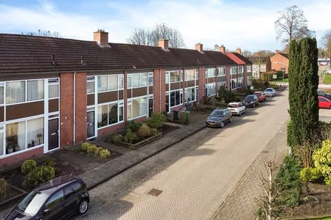 Tussenwoning te koop: Noorderkeerkring 40, Klazienaveen-Noord Klazienaveen
