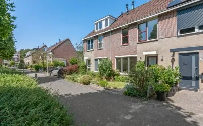 Tussenwoning te koop: Noorderkroon 32, Hemellichamenbuurt Amstelveen