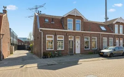 Hoekwoning te koop: Noordervaldeurstraat 10, Boerejonkerbuurt Zaandam