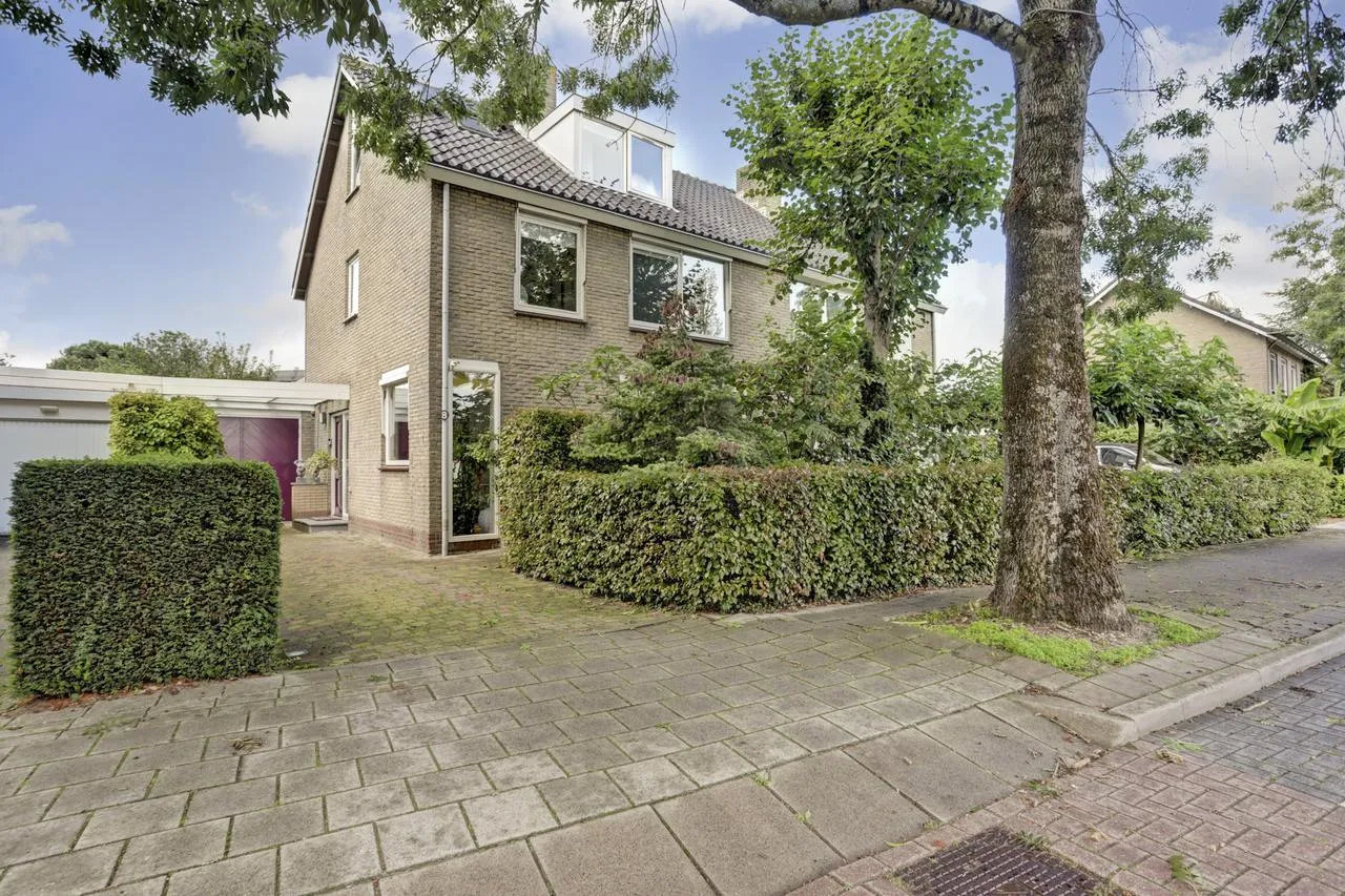 Tussenwoning te koop: Noordkade 8, Waddinxveen