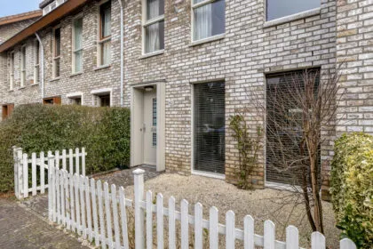 Tussenwoning te koop: Noordvaarder 42, Hoofddorp