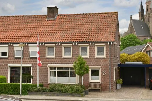 Twee-onder-één-kap te koop: Noordwal 6, Steenbergen-Centrum Steenbergen