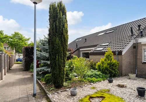 Tussenwoning te koop: Nunhemstraat 19, Groenewoud-Noord Weert