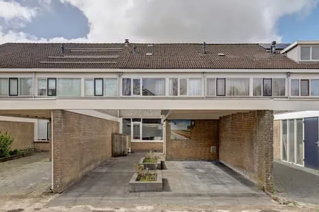 Tussenwoning te koop: Nyckle Haismawei 5, Westeinde Leeuwarden