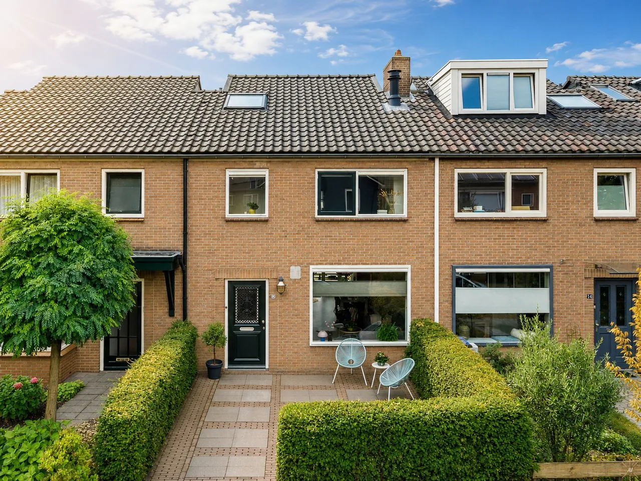 Tussenwoning te koop: Nyeveltstraat 12, De Meern