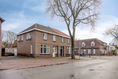 Twee-onder-één-kap te koop: O.-L.-Vrouwestraat 37, Handel Handel