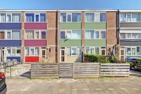 Tussenwoning te koop: Oberonhof 6, Hoogvliet Rotterdam