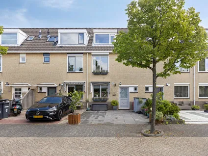 Tussenwoning te koop: Obrecht 42, Zwartenhoek Monster