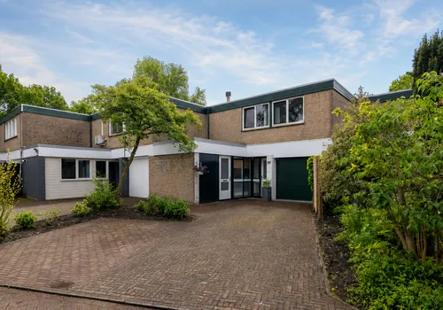 Tussenwoning te koop: Obrechtlaan 188, Componistenbuurt Oost Assen