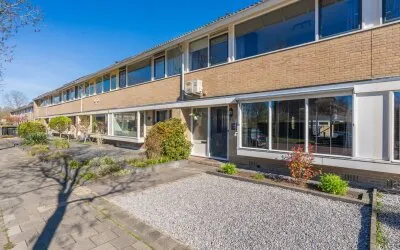 Tussenwoning te koop: Obrechtlaan 27, Componistenbuurt Oost Assen