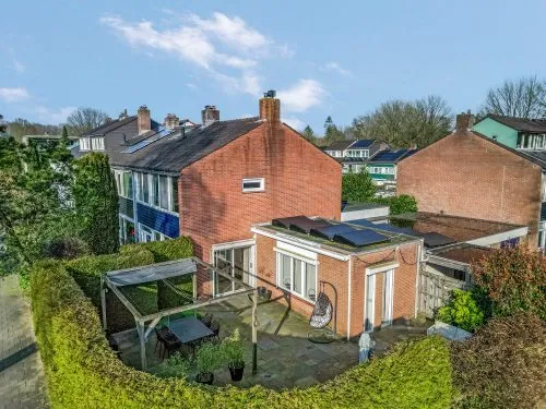 Tussenwoning te koop: Obrechtlaan 54, Komponistenbuurt Ede