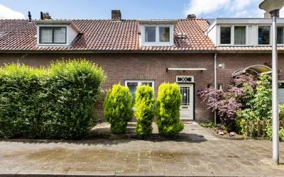 Tussenwoning te koop: Ockeghemstraat 8, Bennekel-Oost Eindhoven