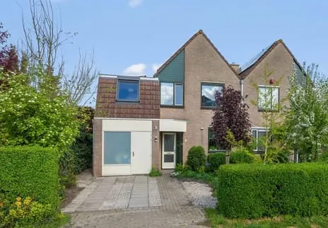 Twee-onder-één-kap te koop: Odijkseweg 2, Gilden Houten