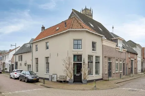 Tussenwoning te koop: Oenselsestraat 28, Zaltbommel Binnenstad Zaltbommel