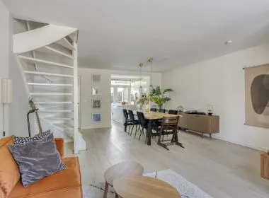 Tussenwoning te koop: Oerlesestraat 251, Uitvindersbuurt Tilburg