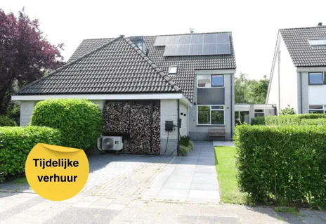 Tussenwoning te huur: Oesdommerveen 12, Zuid Oost Heiloo