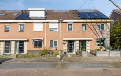 Tussenwoning te koop: Oesterbank 15, De Eilanden Rhoon