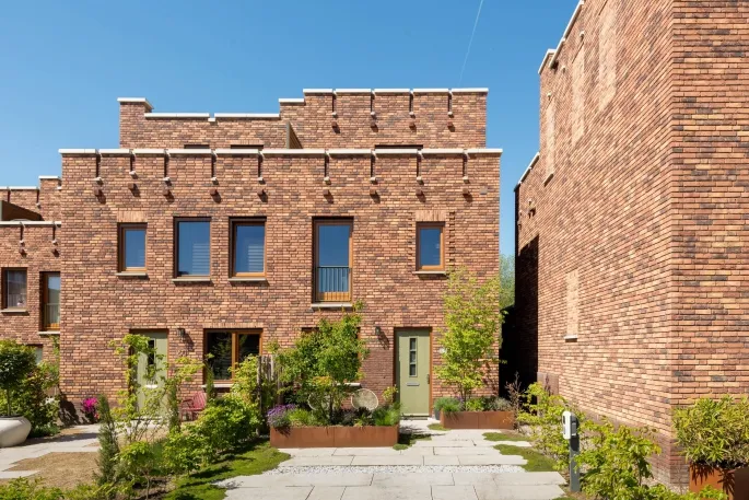 Twee-onder-één-kap te koop: Oeverhuyze 59, De Haverleij 'S-Hertogenbosch